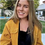 Profesora particular con métodos aplicados según cada estudiante para optimizar el proceso de aprendizaje